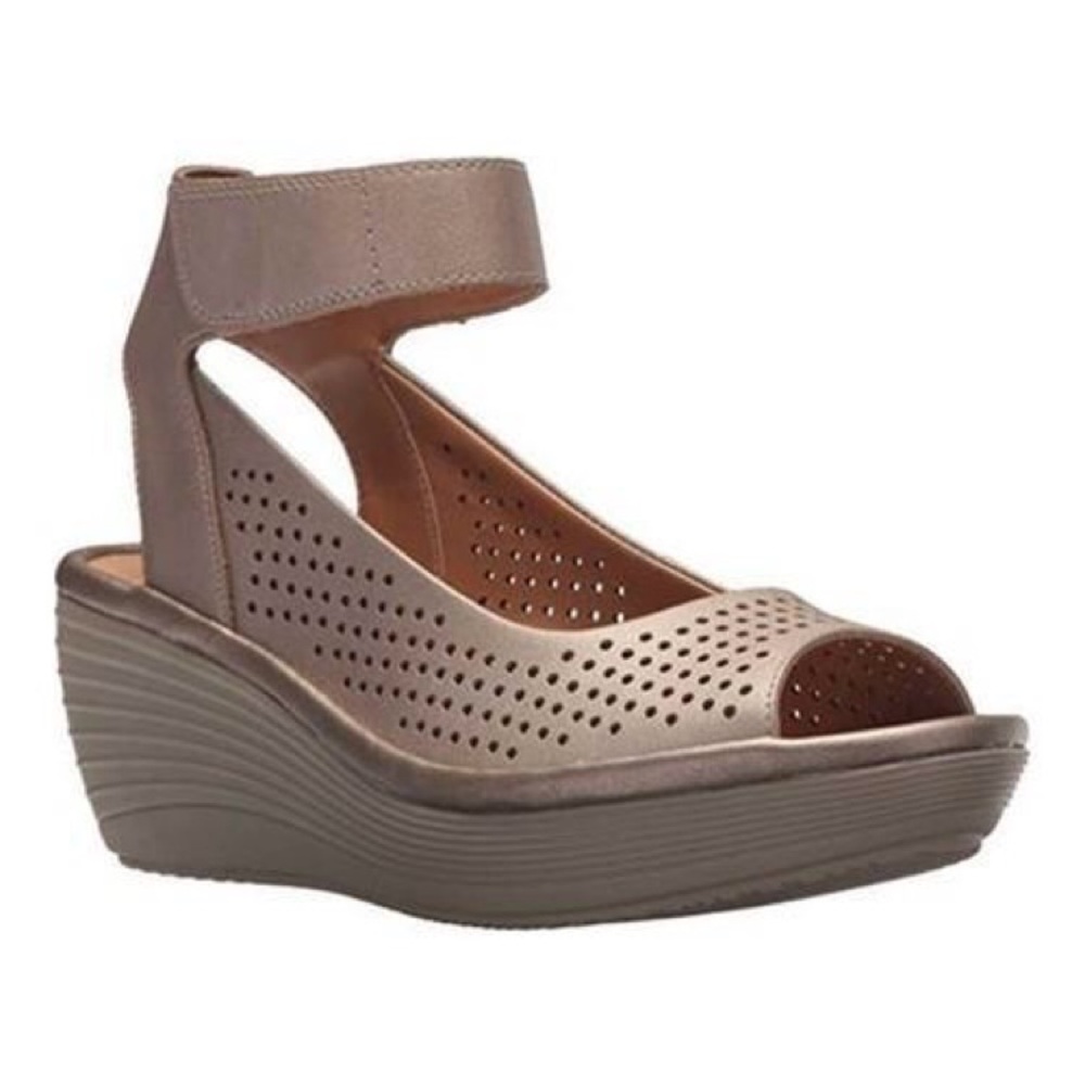 NWT Clark’s Reedly Salene Pewter Leather Size 9